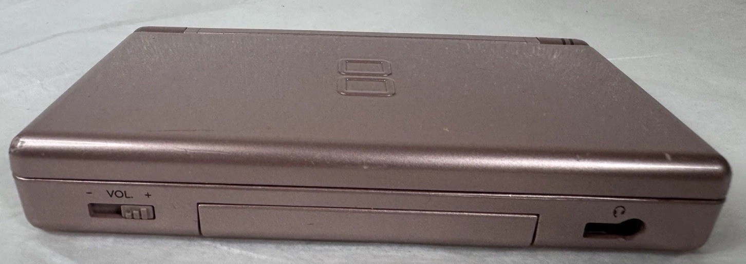Nintendo DS Lite Metallic Rose Pink Charger GBA Dust Cover Stylus