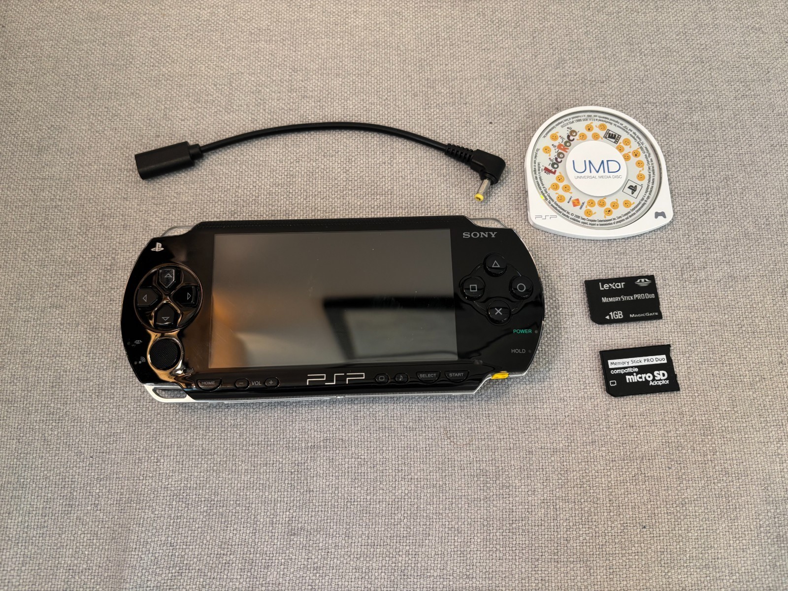PSP 1000 *Great condition w/ ARK firmware and extras*