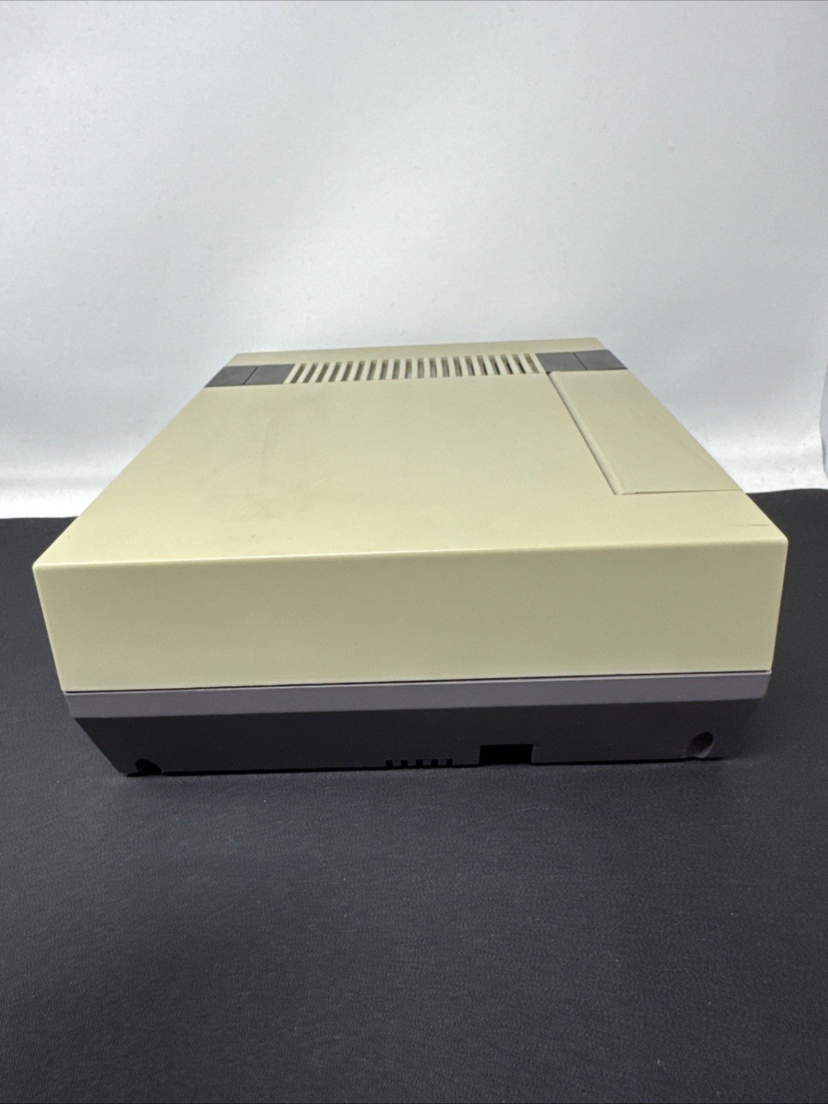 Nintendo NES Very Good Refurbished Top Loader Effect Console OEM Bundle w Games!
