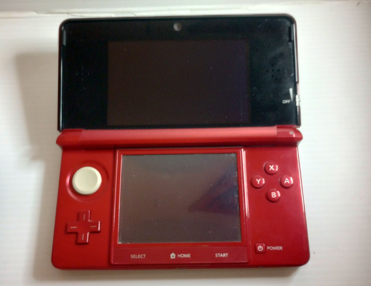 Nintendo 3DS Handheld System – Flame Red CTR-001 (USA) | Working | Good