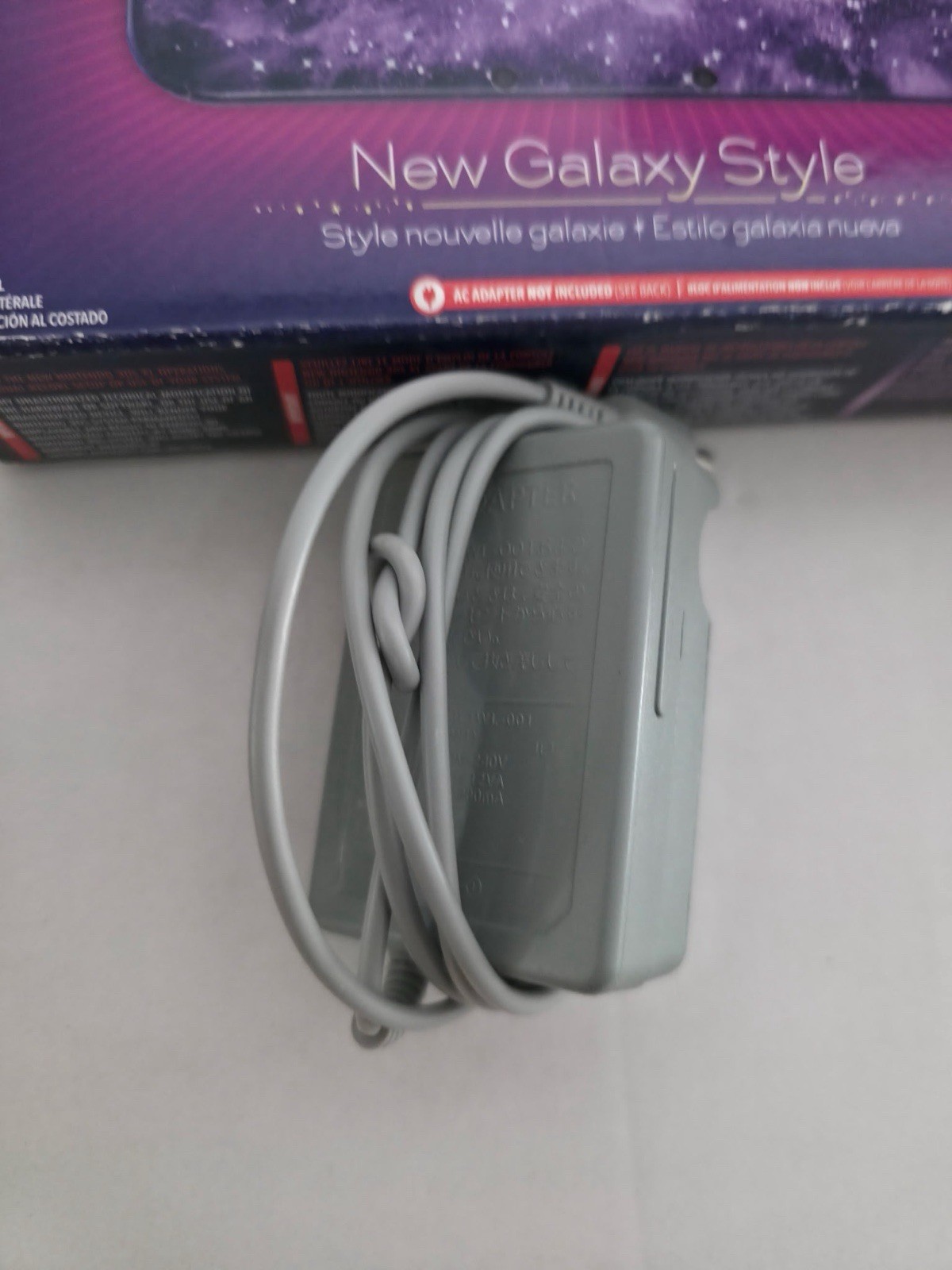 New Nintendo 3DS XL Galaxy Limited Edition System With Box And Games Lot