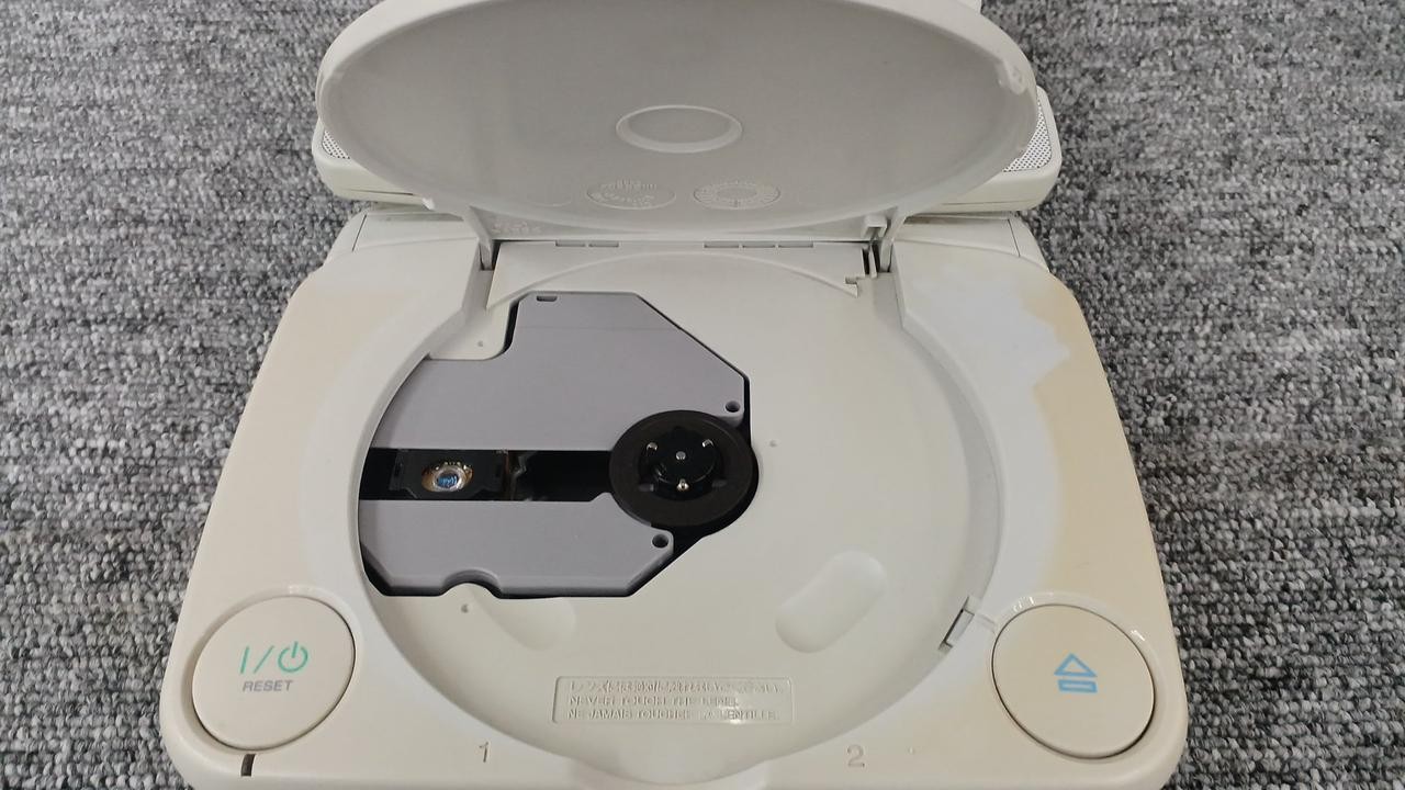 PS ONE Model SCPH 100 SCPH 130 SONY
