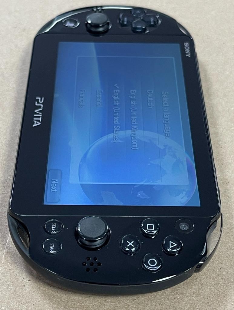 SONY PS VITA PCH-2001 HANDHELD GAMING CONSOLE SYSTEM BLACK- USED.