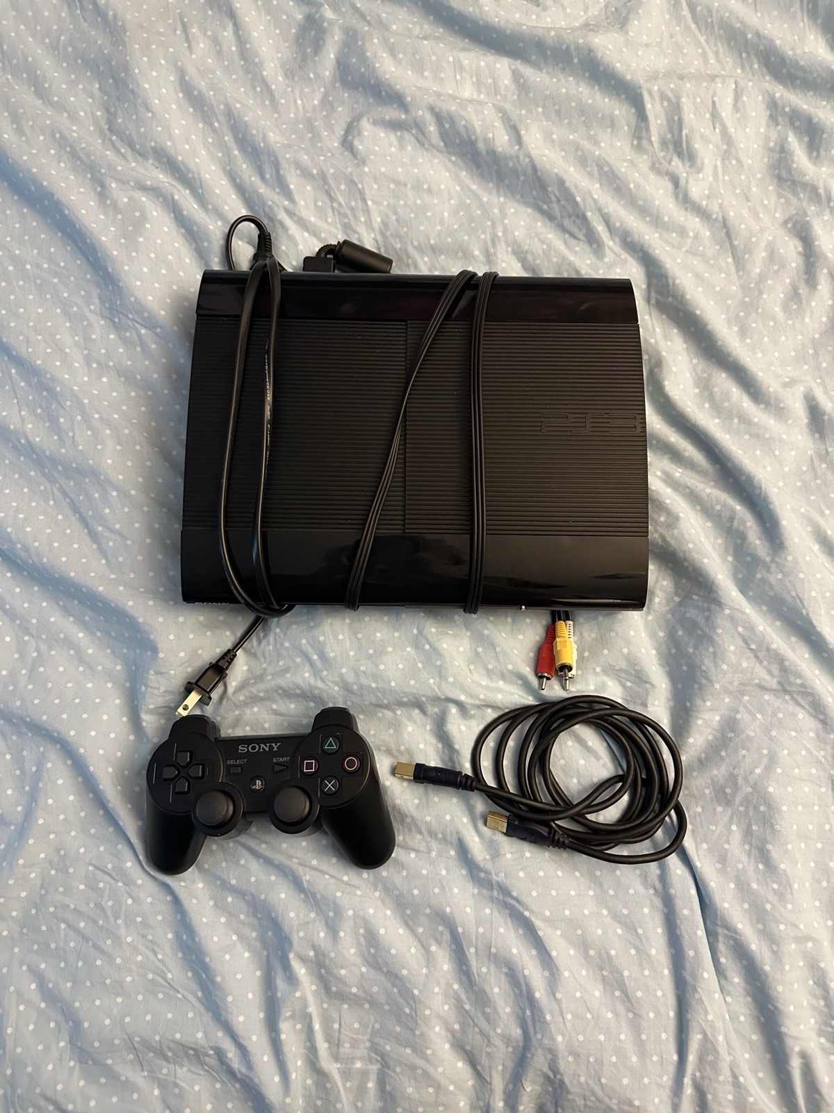 Sony PlayStation 3 Super Slim CECH-4001B Black Console W/ Cordless Controller