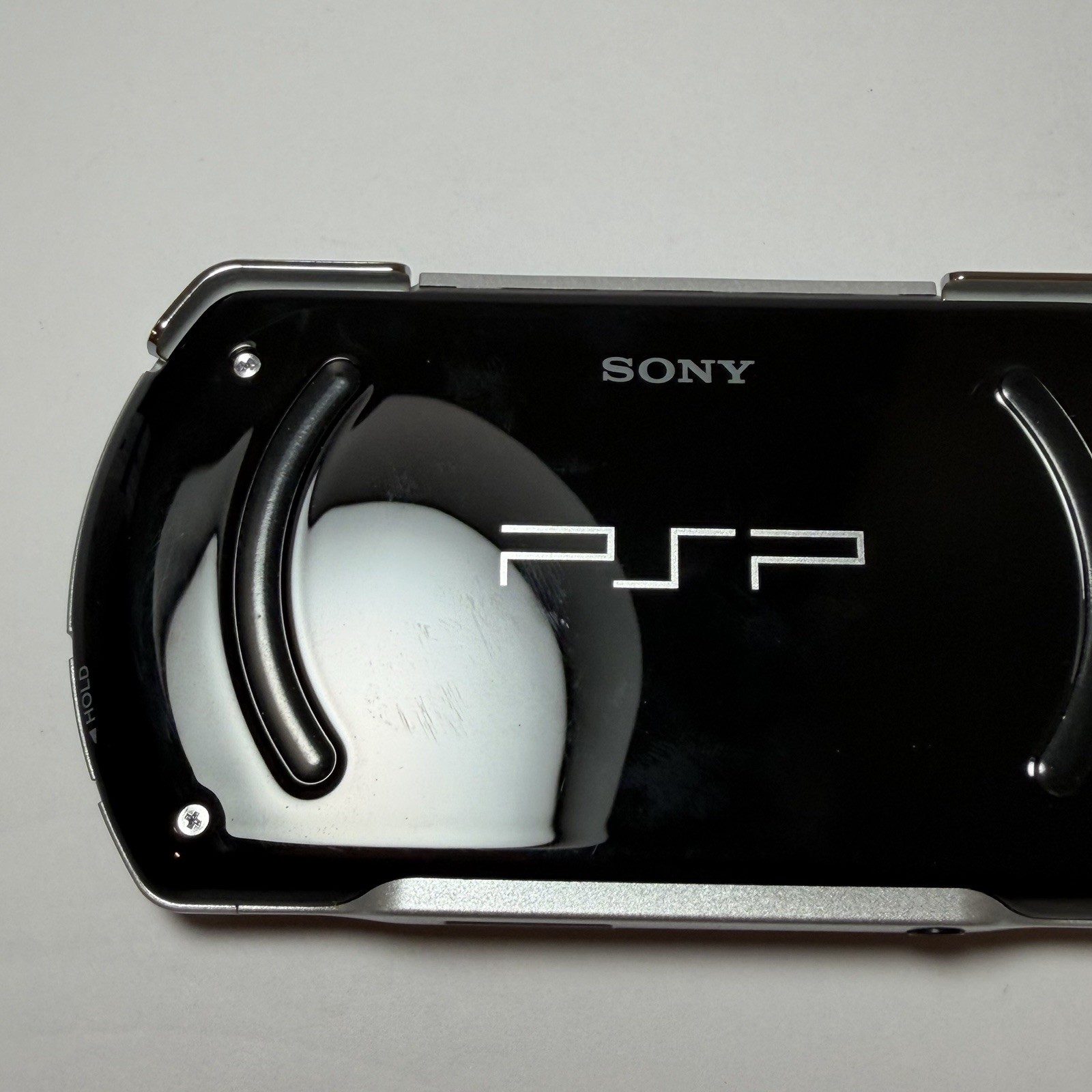 Sony PSP GO 16GB PSP-N1001 Console Handheld Portable Black In Box No Charger
