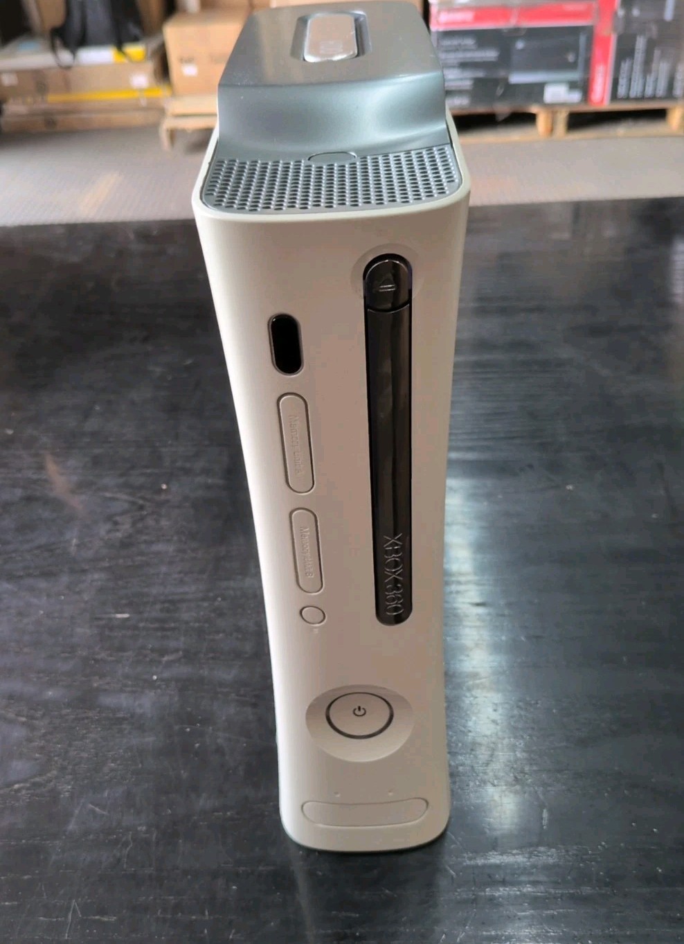 XBox 360 Matte White Video Game Console 15GB Very Clean Tested With Remote