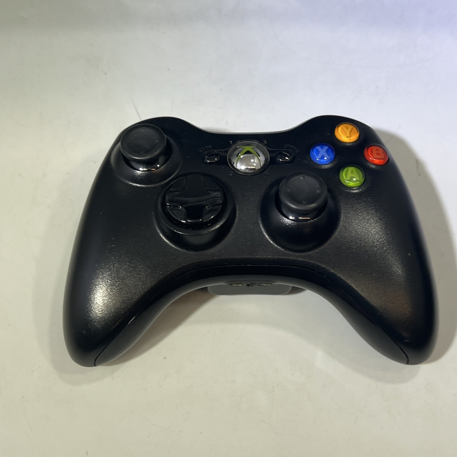 Xbox 360 S Slim 4GB Console Bundle Controller Lot Of 5 Games #ML32