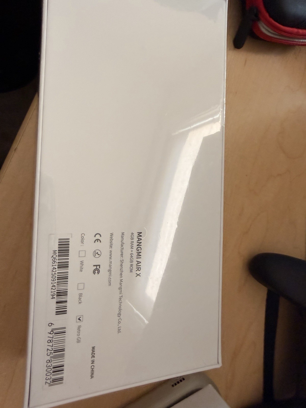 (BRAND NEW)Mangmi AIR X Android 14 Game Console 5.5″ IPS 64GB Beige Burgundy