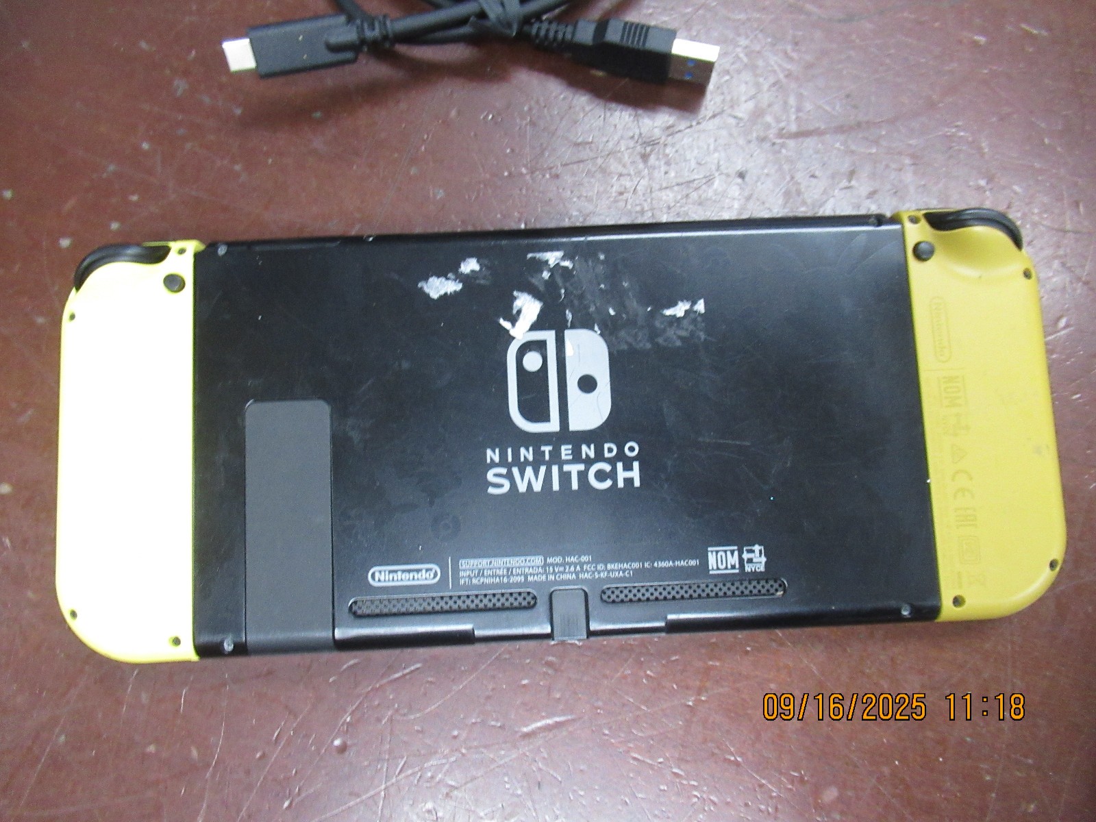 Nintendo Switch System 32GB Console w/ Neon Yellow Joy-Cons ,Type-C Cable