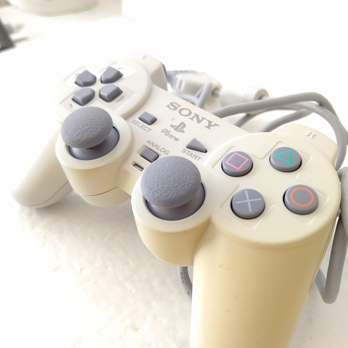 PS1 console SCPH-100 playstation, controller, memory card PSone Japan