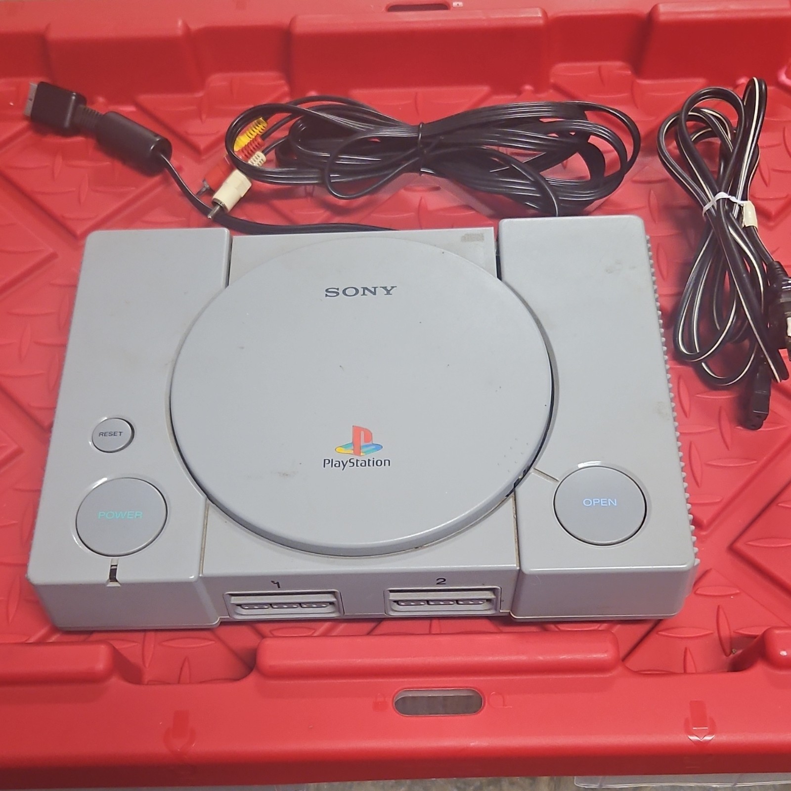 Sony PlayStation 1 Gray Console w power cord, av cables,crash bandicoot TESTED