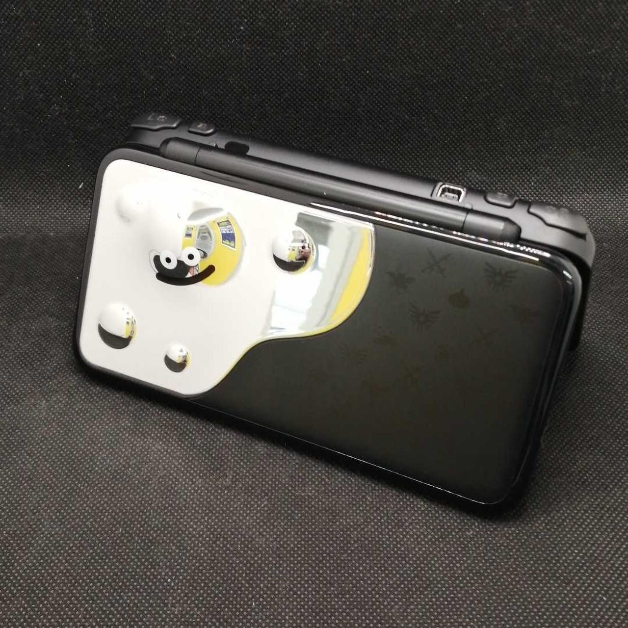 New Nintendo 2DS XL (LL) Dragon Quest XI Metal Slime Edition JAN-001 A2536