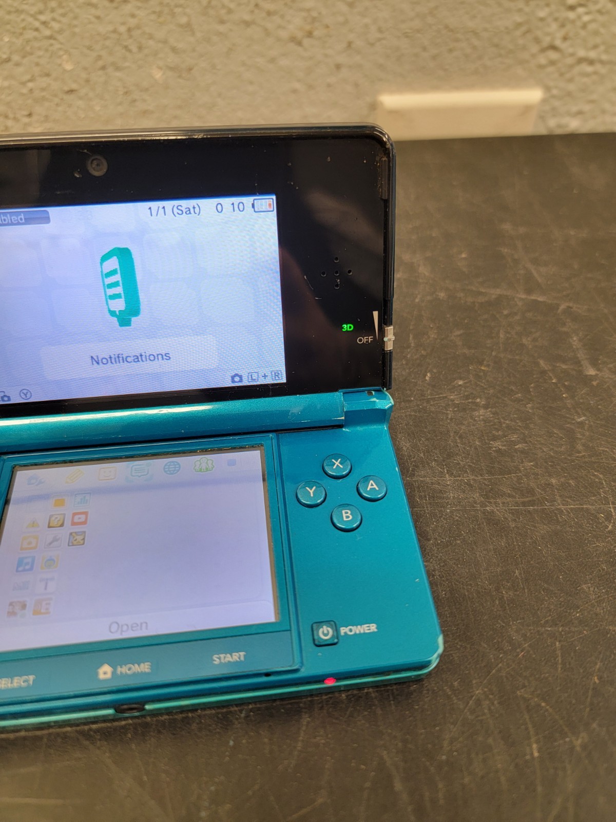 Nintendo 3DS Handheld System – Aqua Blue W/ Charger