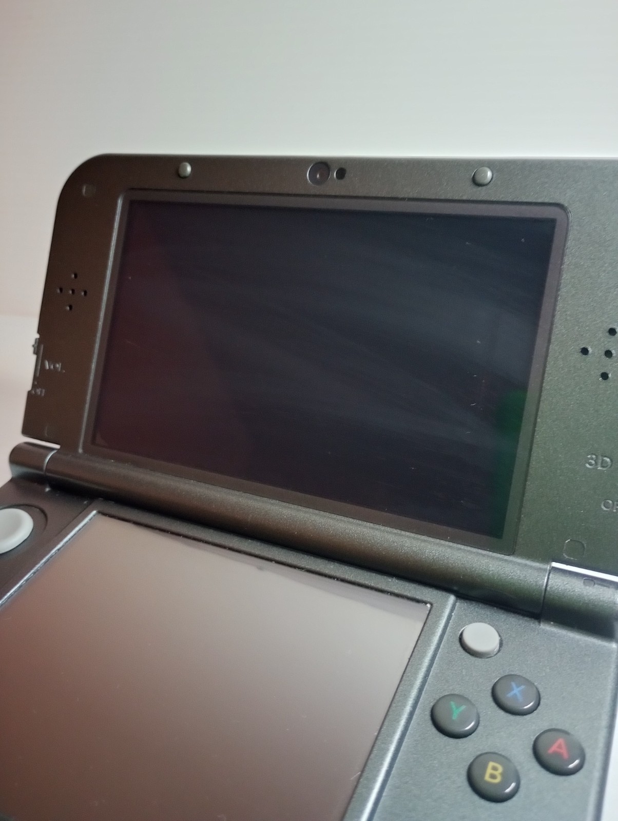 Nintendo New 3DS XL Handheld Gaming System Black Gray Good Shape w/ Charger