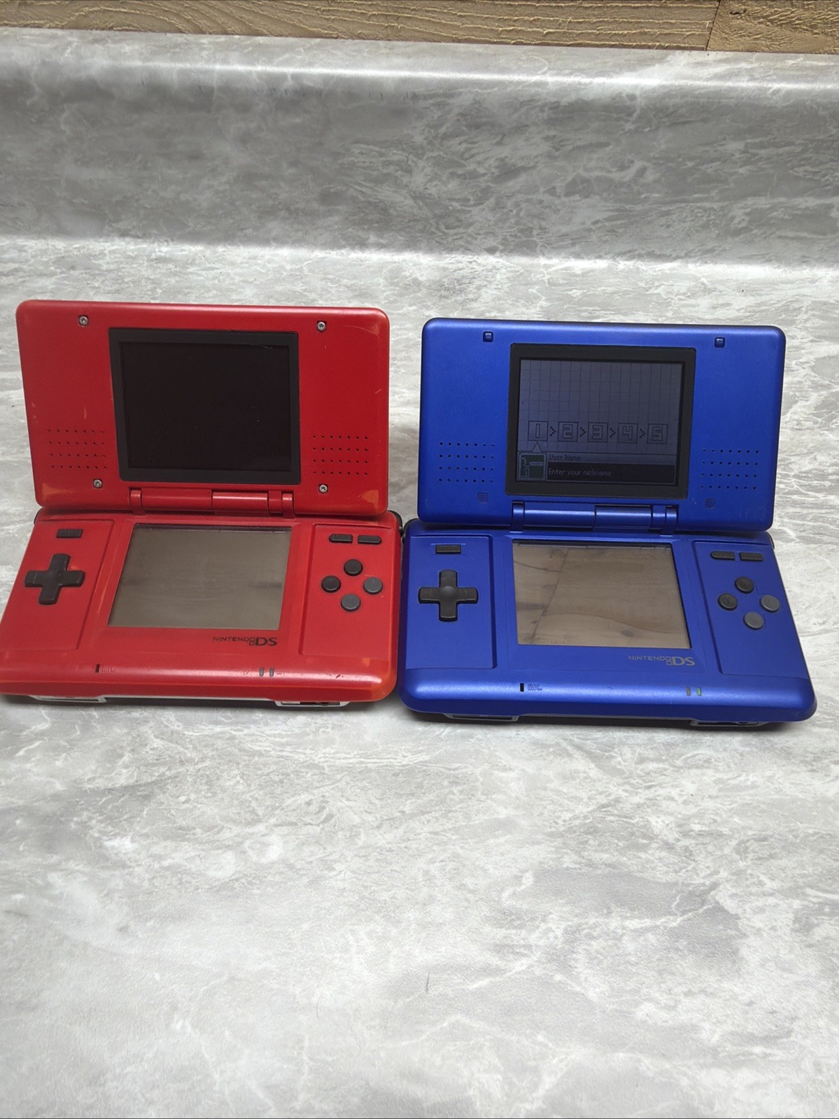 Nintendo DS Red Blue ( LOT of 2) NTR-001 Console (Blue Powers ON) PARTS/REPAIRS