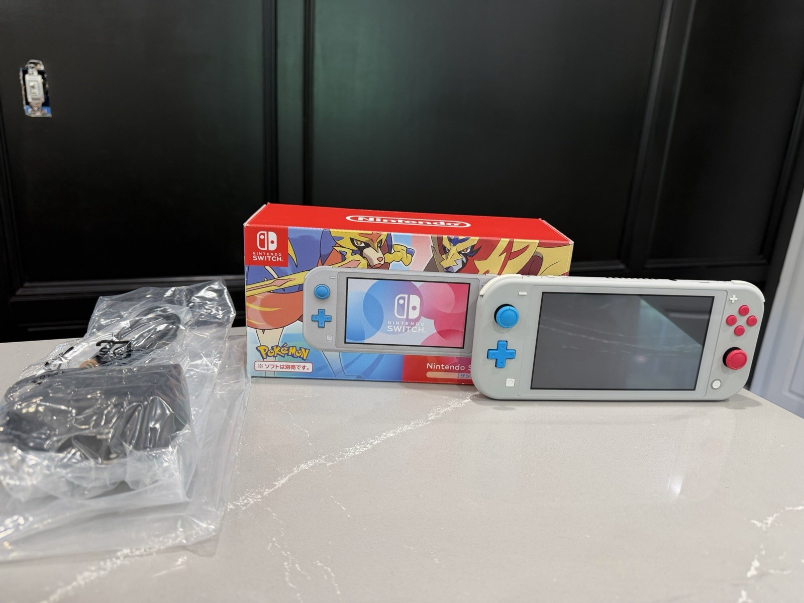 Nintendo Switch Lite Pokemon Zacian & Zamazenta Edition CIB