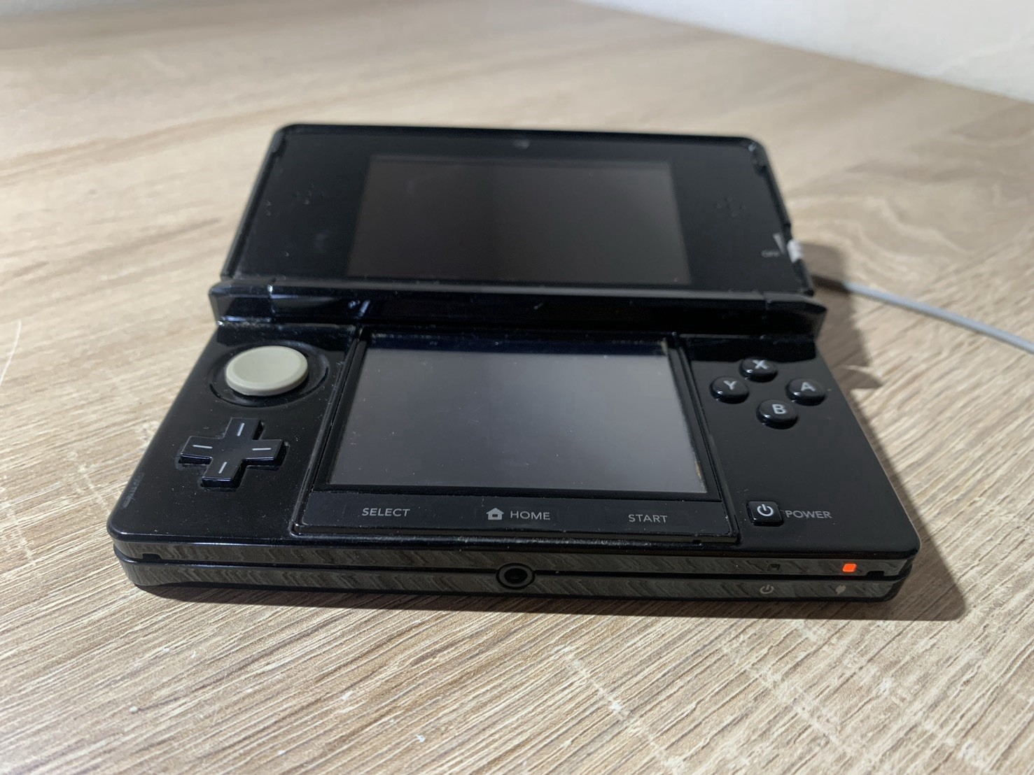 0822 Nintendo 3DS Clear Black For Parts