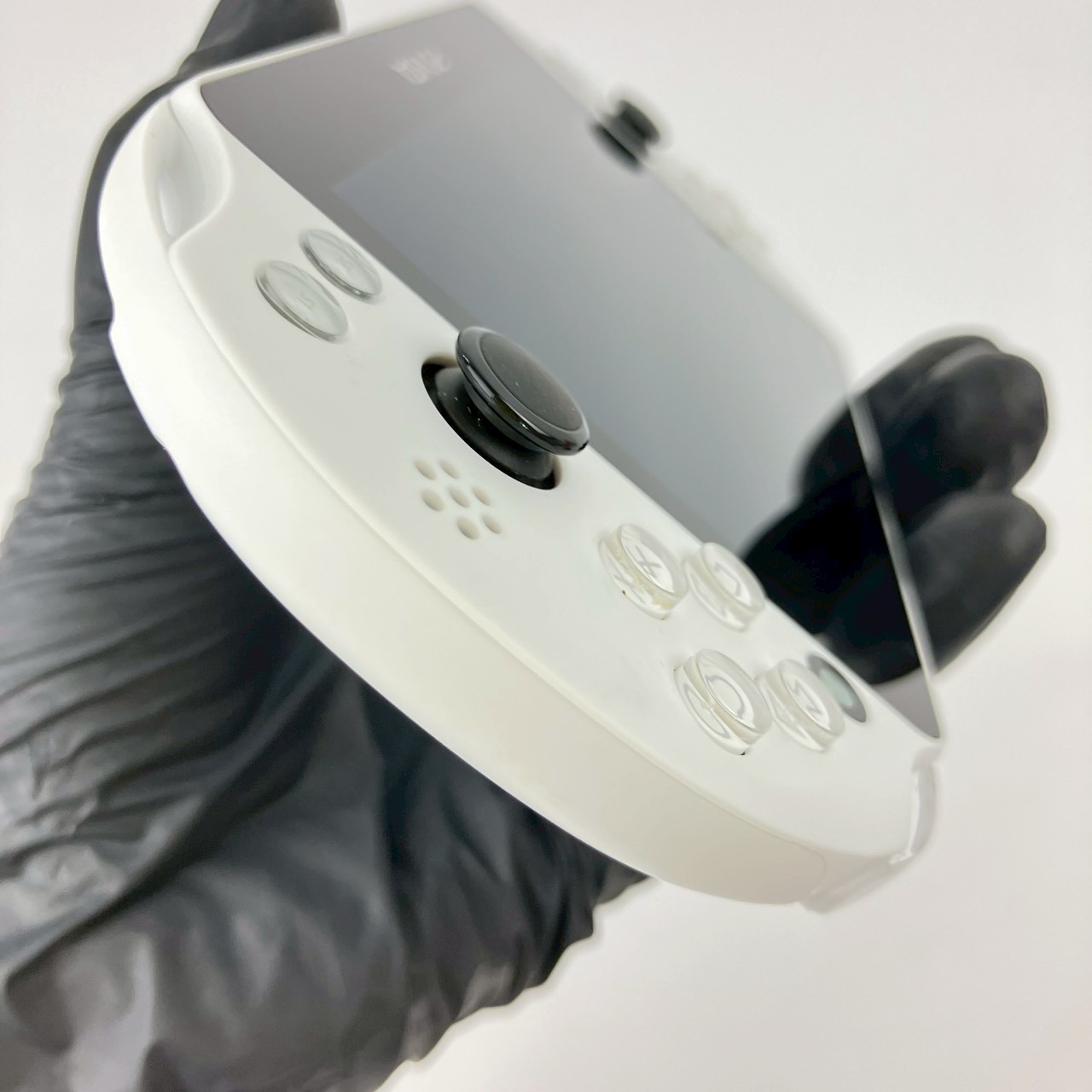 PS Vita PCH-2000 Glacier White Console S Rank Region Free Boxed 1Day Ship G