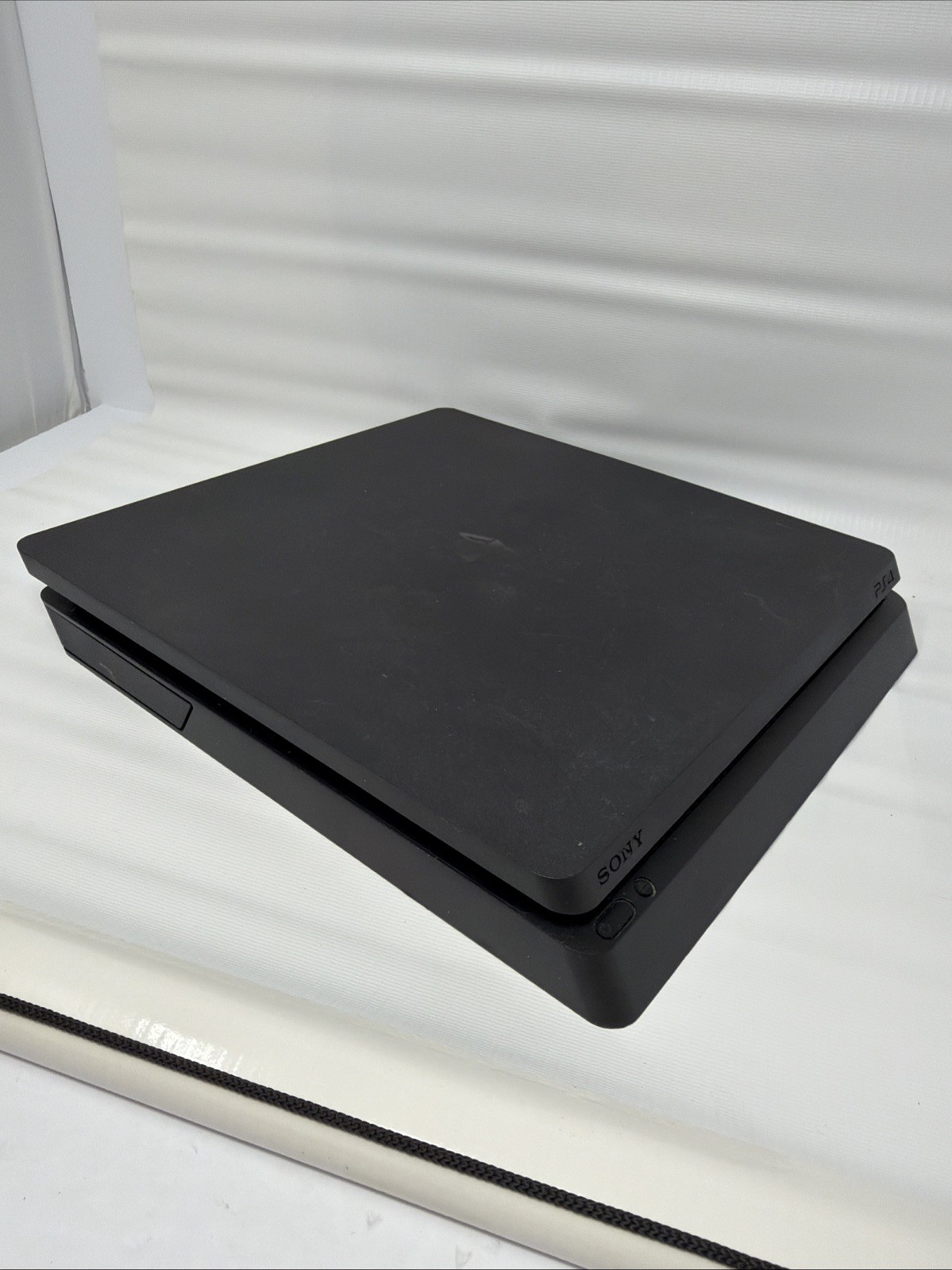Sony PlayStation 4 Slim – 1TB – Black – CUH-2215B Console Only w/Cord – Tested