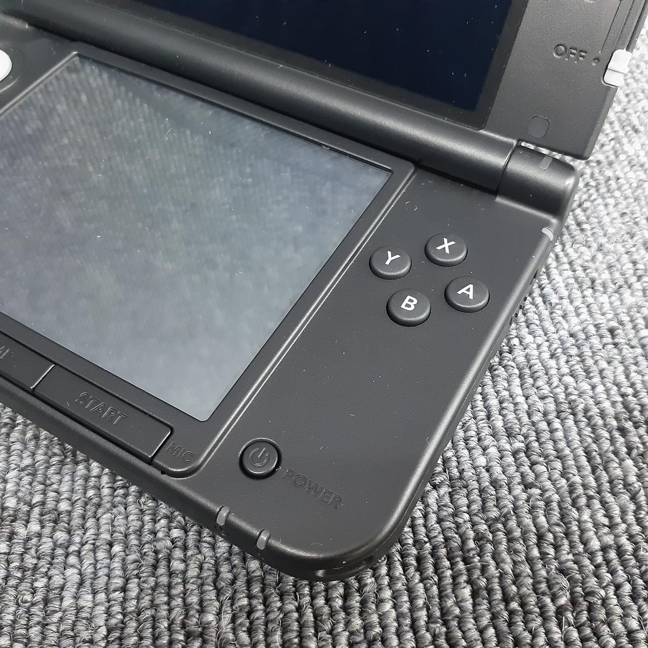 NINTENDO SPR-001 3DSLL