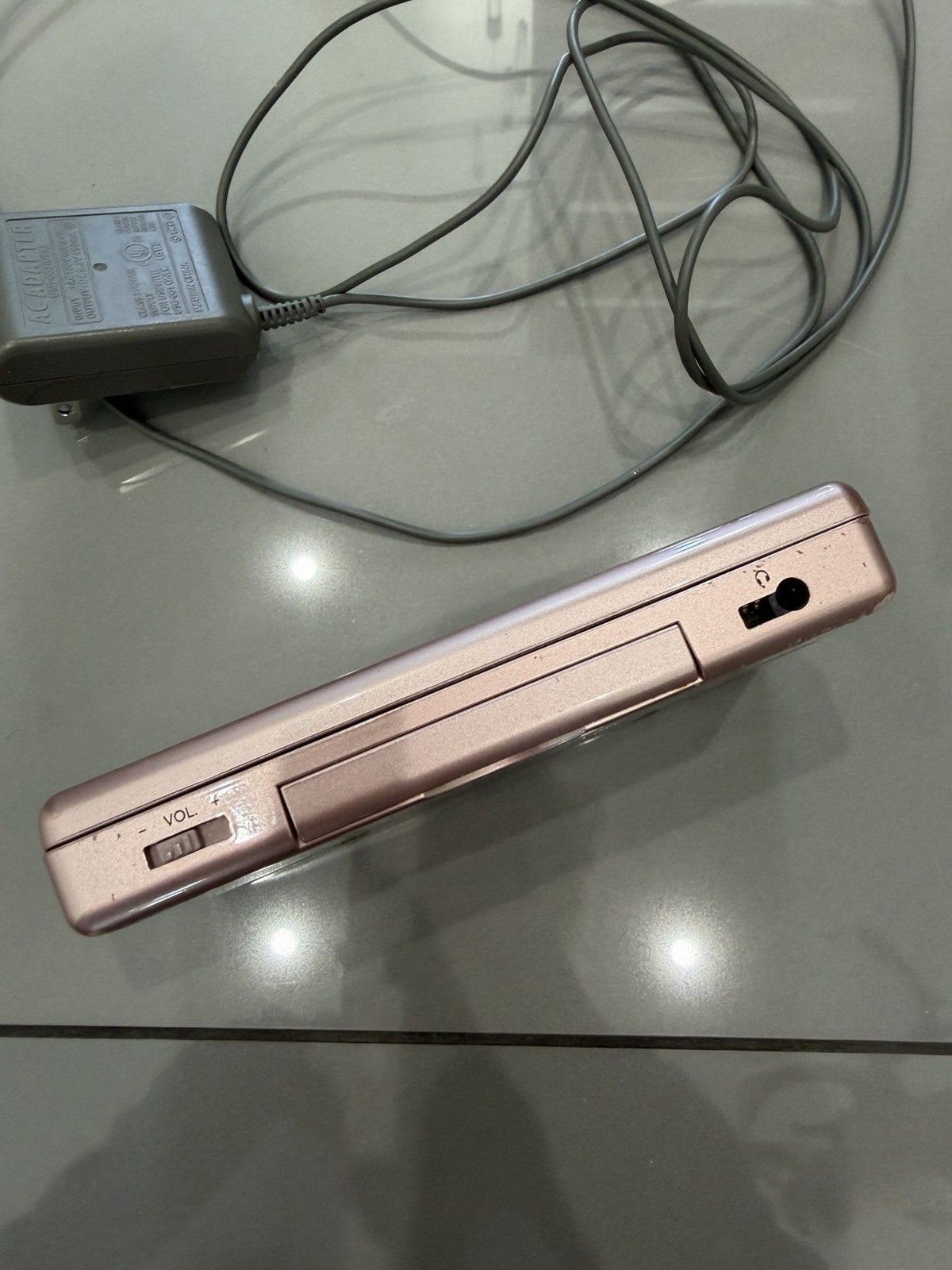 FOR PARTS/REPAIR Nintendo DS Lite USG-001 Pink Handheld Console *READ*