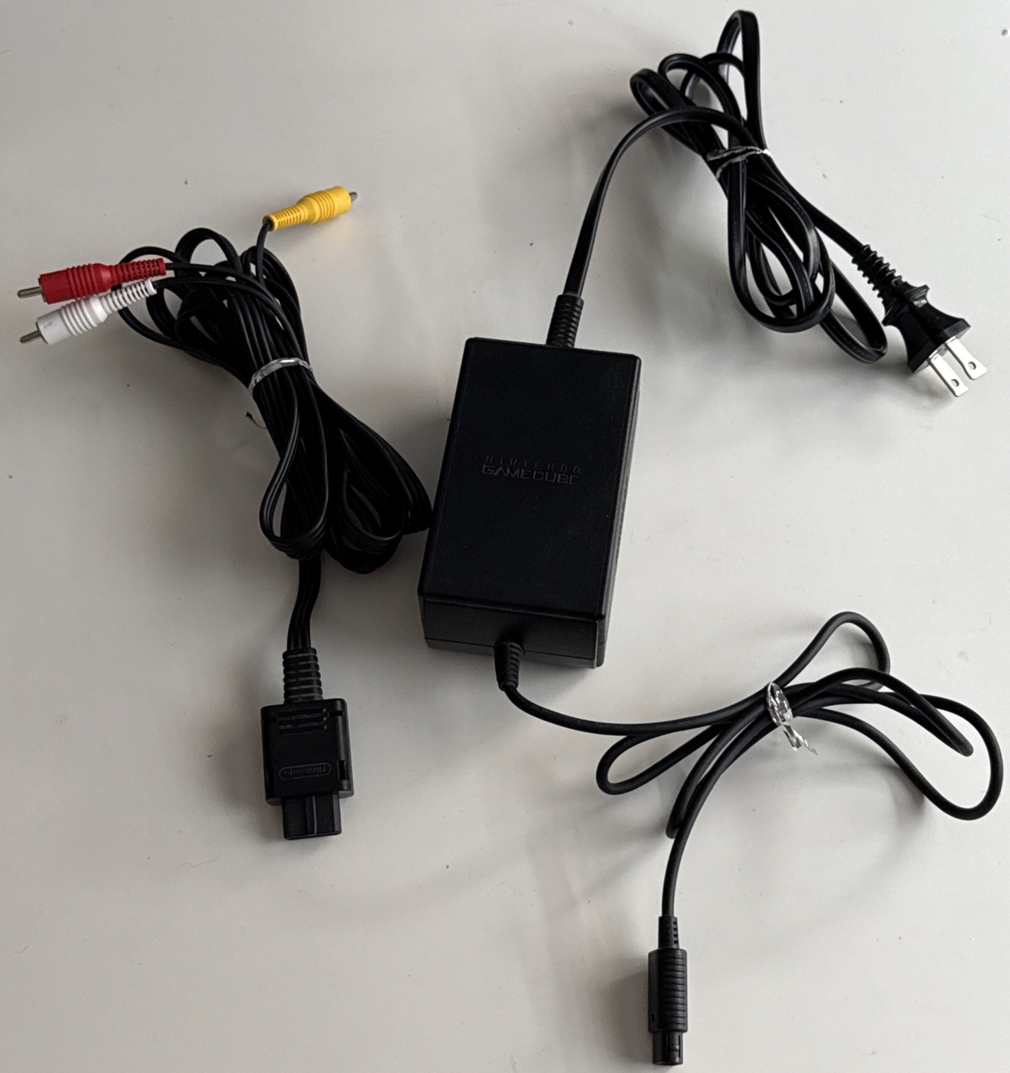 Nintendo GameCube Console Black DOL-101 w/ OEM Cords – Tested & Works
