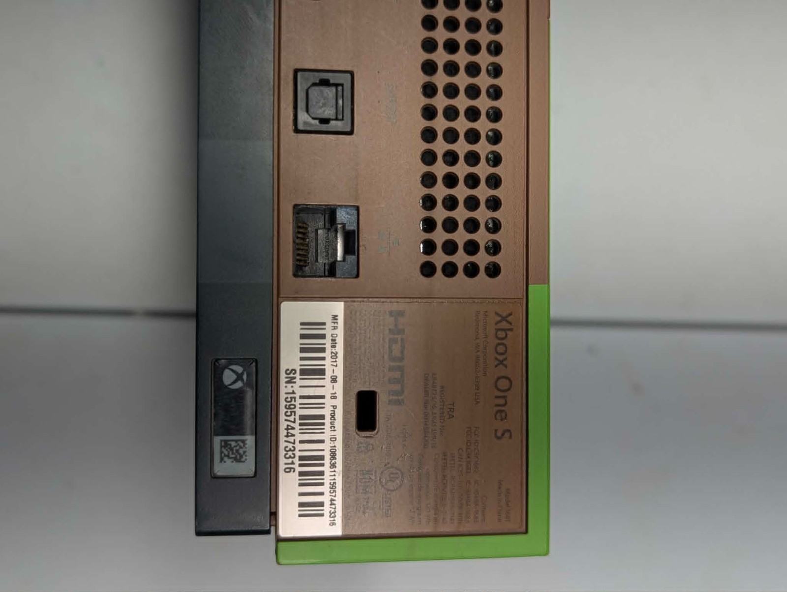 Minecraft Xbox One Limited Edition With Controller And Cables FULLY WORKING