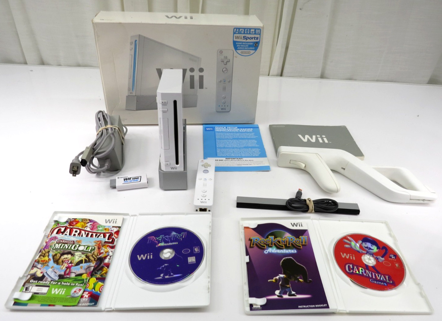 Nintendo Wii Game Console RVL-001 USA White W/Controller, Power, HDMI Adapter