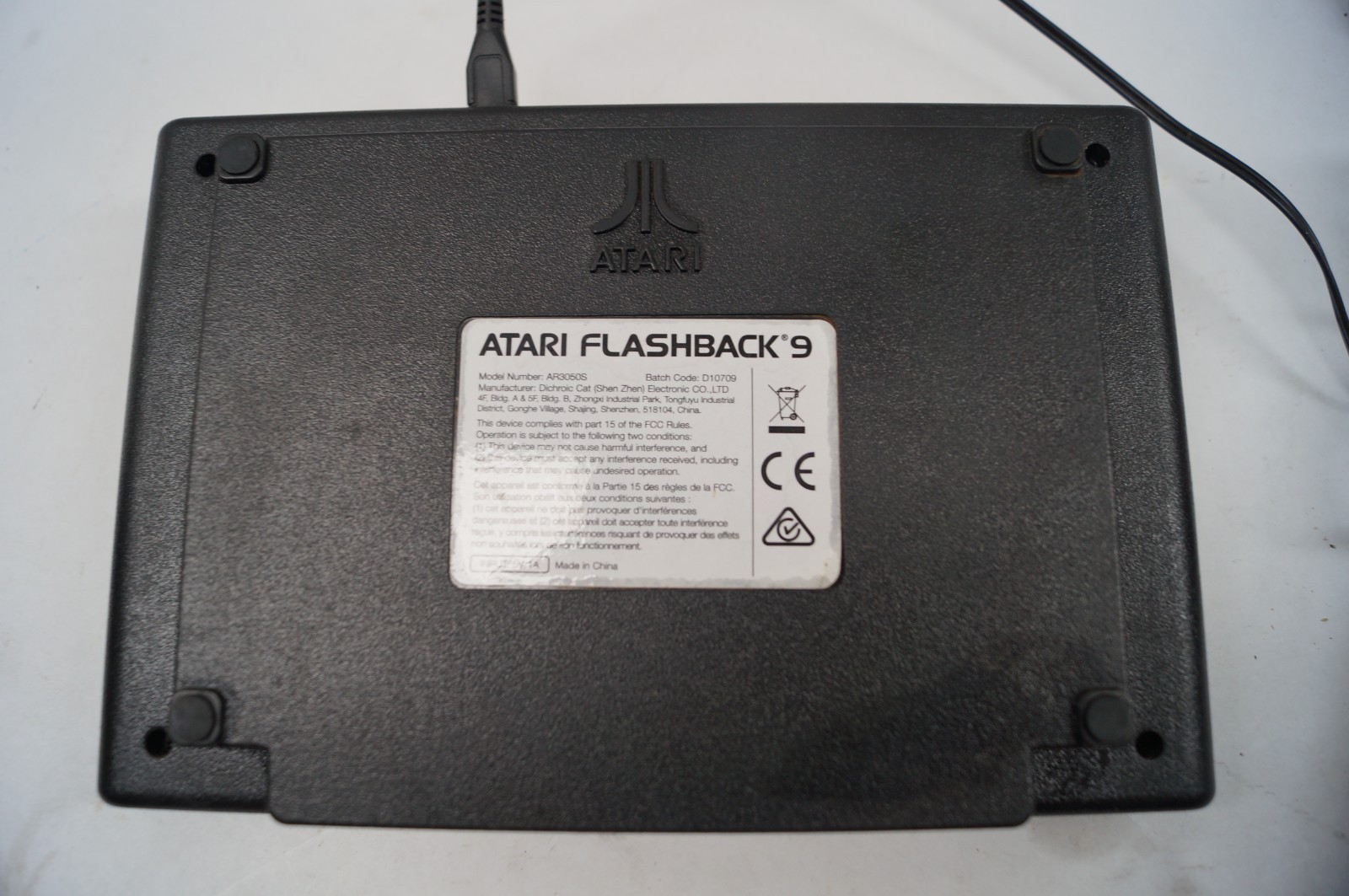 ATARI AR3050S FlashBack 9 Classic Game Console with Controllers WORKING E343