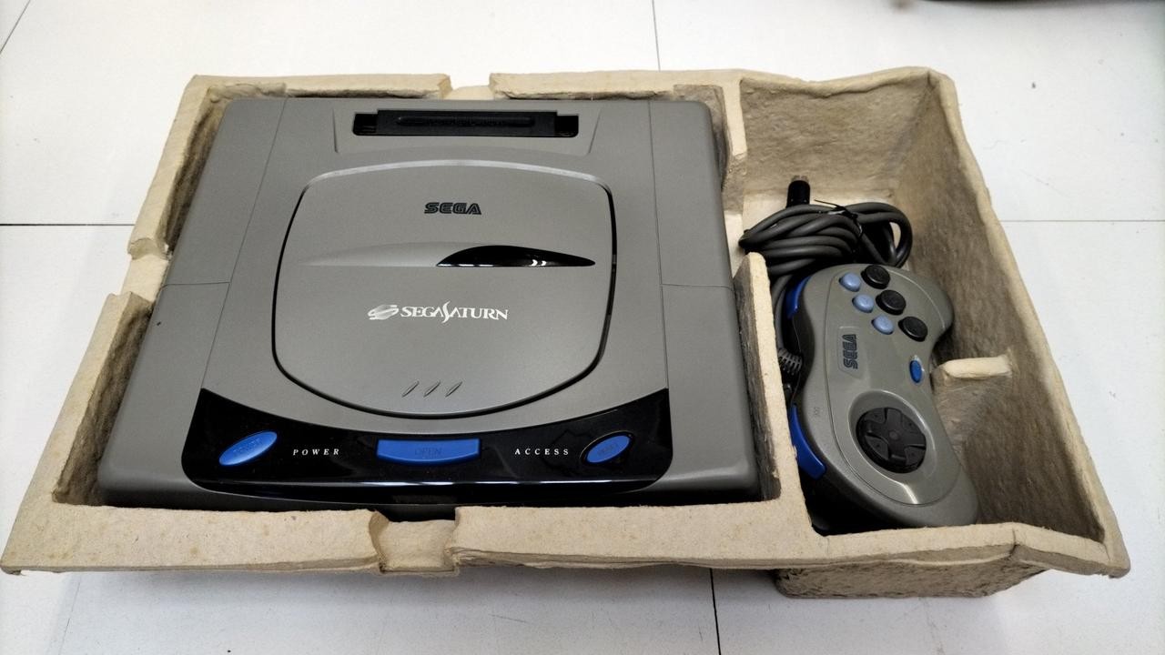 Retro game console Model HST 3200 SEGA