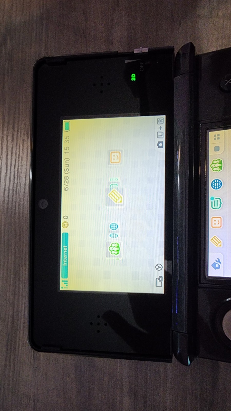 Nintendo 3DS Handheld Console Cosmo Black w/Charger, 64GB