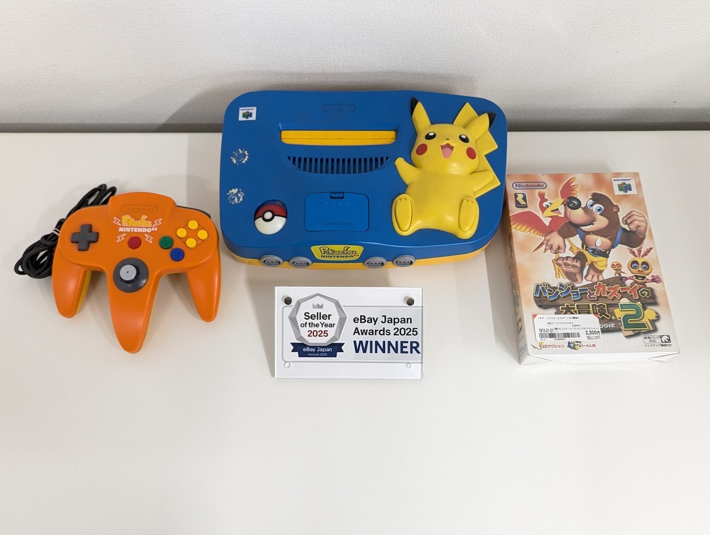 Z597 Nintendo 64 Pokemon Pikachu console controller Blue x Yellow Limited N64