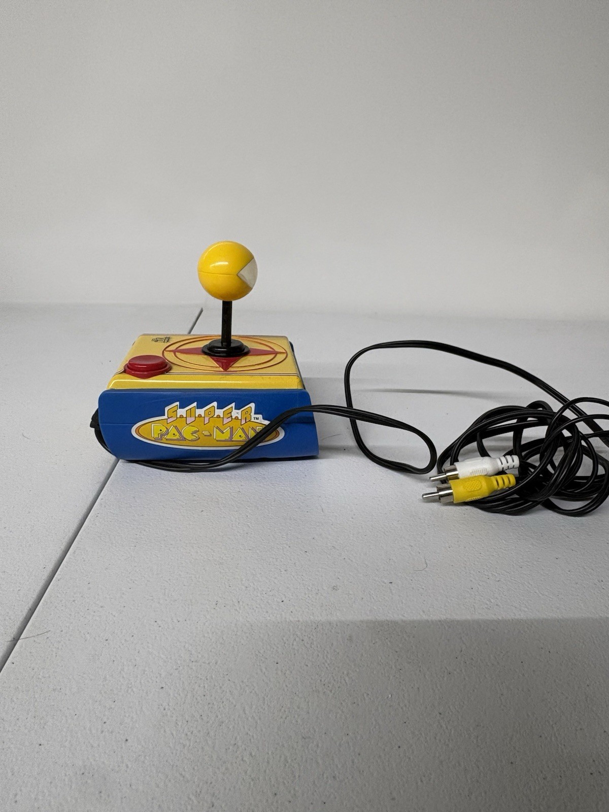 Namco Super Pac-Man Plug & Play Microconsole Yellow 2006 Composite RCA