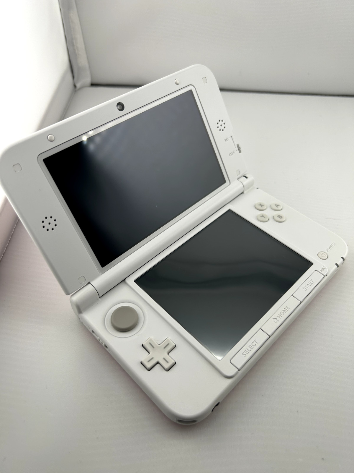 [S-rank] Nintendo 3DS LL XL console White with Charger/Stylus Region is Japan