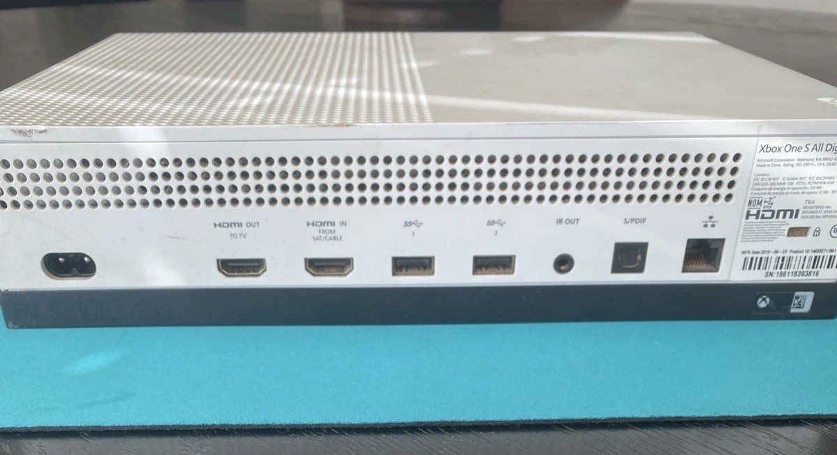 Xbox One S All Digital Edition – For Parts Or Repair – Hard Drive Is Dead