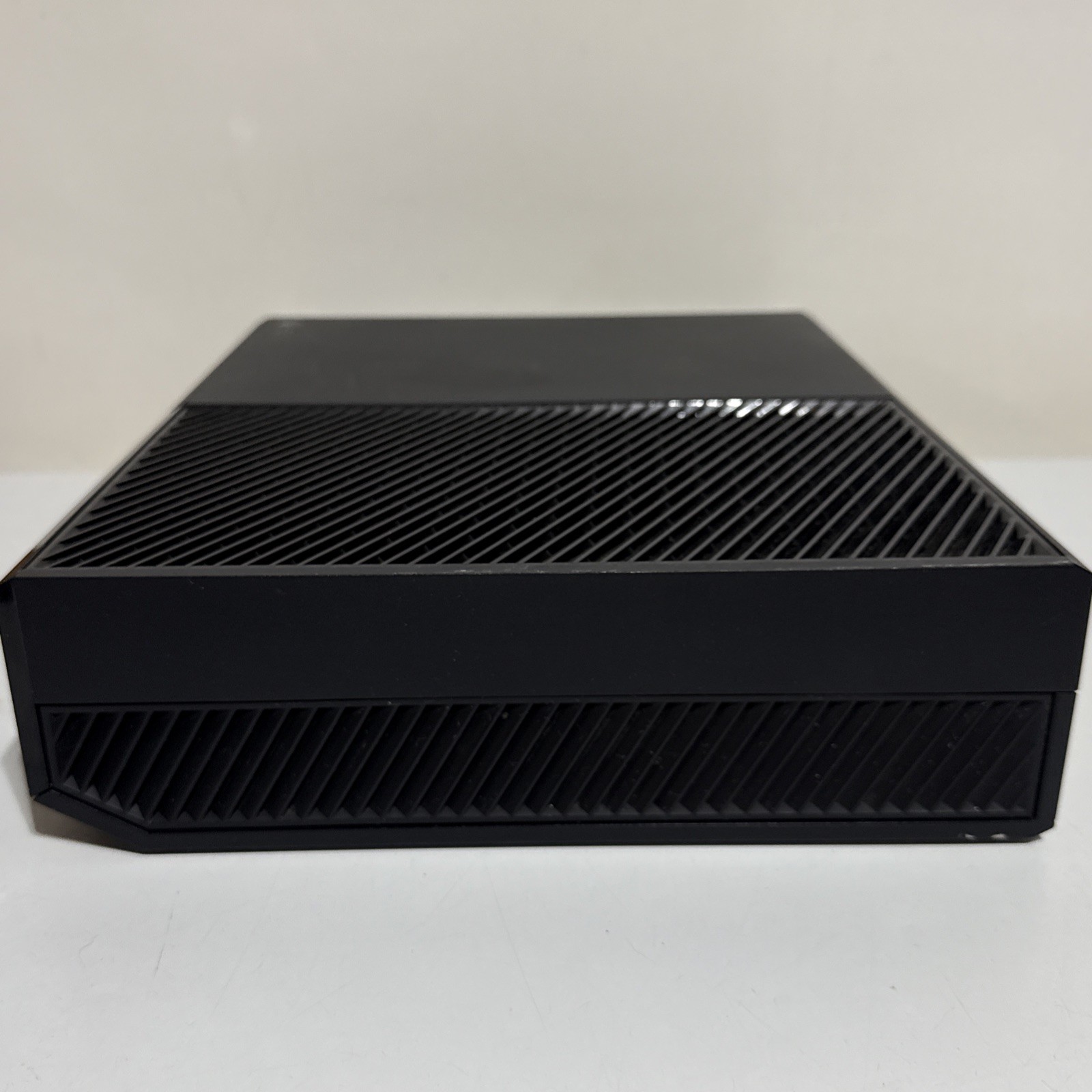 Microsoft Xbox One 500GB Home Video Game Console System (1540) | Console ONLY