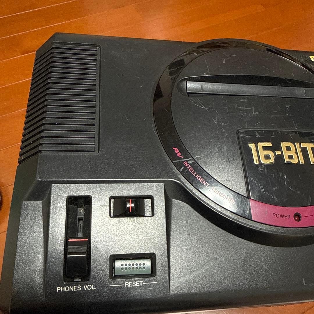 SEGA Mega Drive 16-bit console, untested, junk.