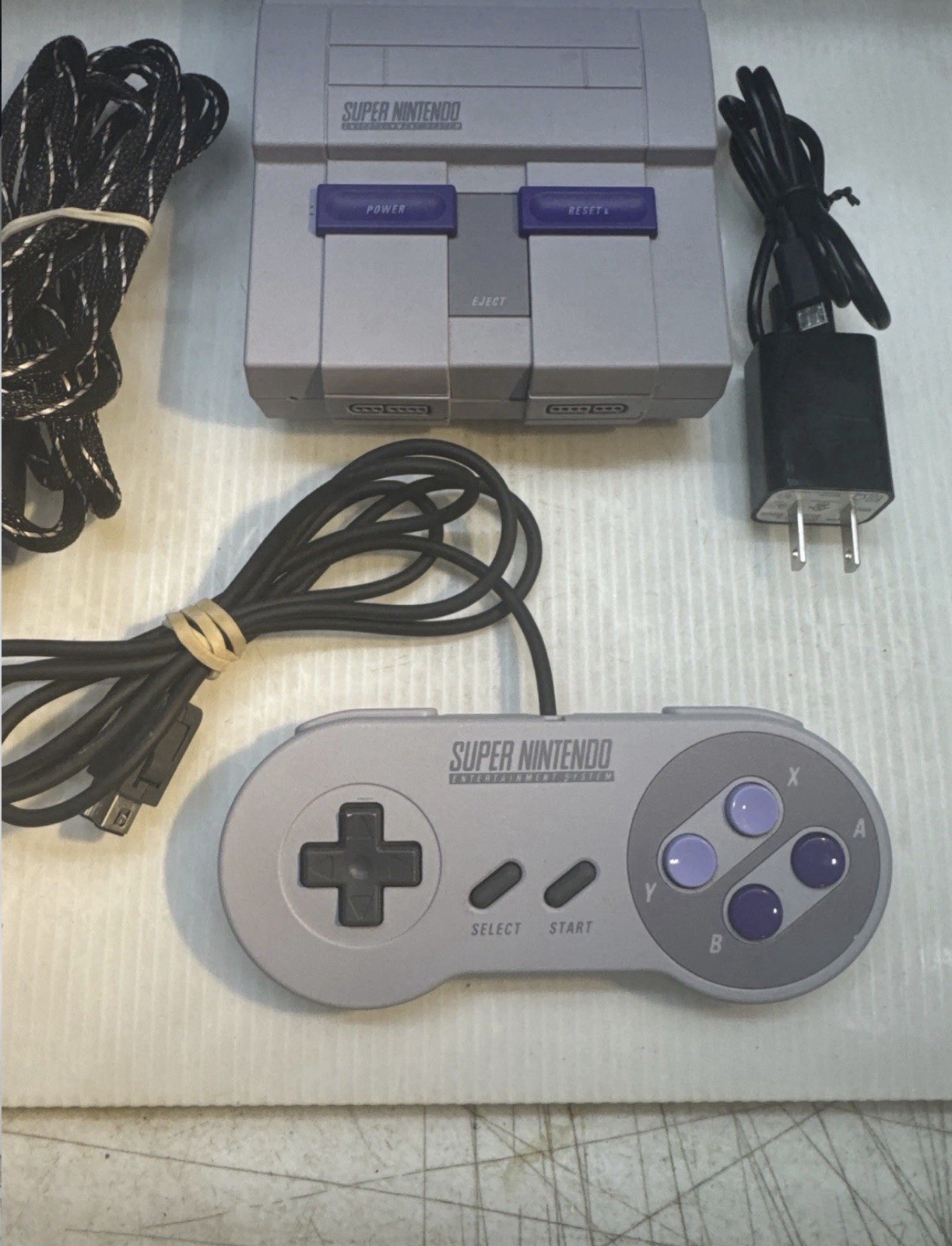 Super Nintendo SNES Classic Edition Video Game Console CLV-201 Gray