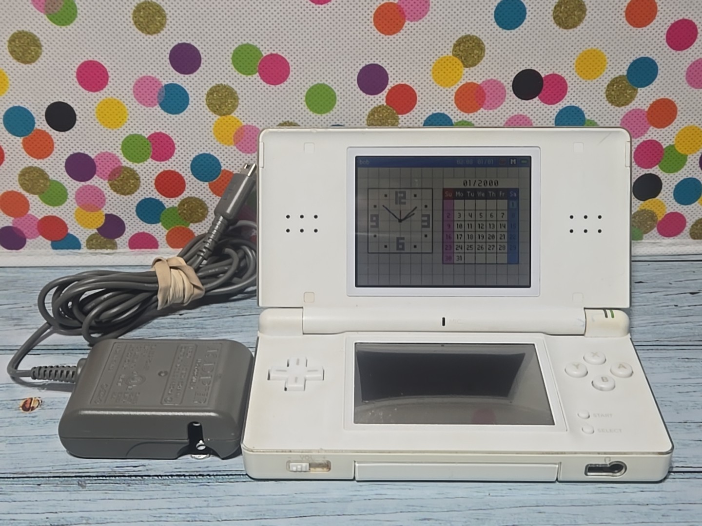 Nintendo DS Lite Handheld Console System – White – Charger