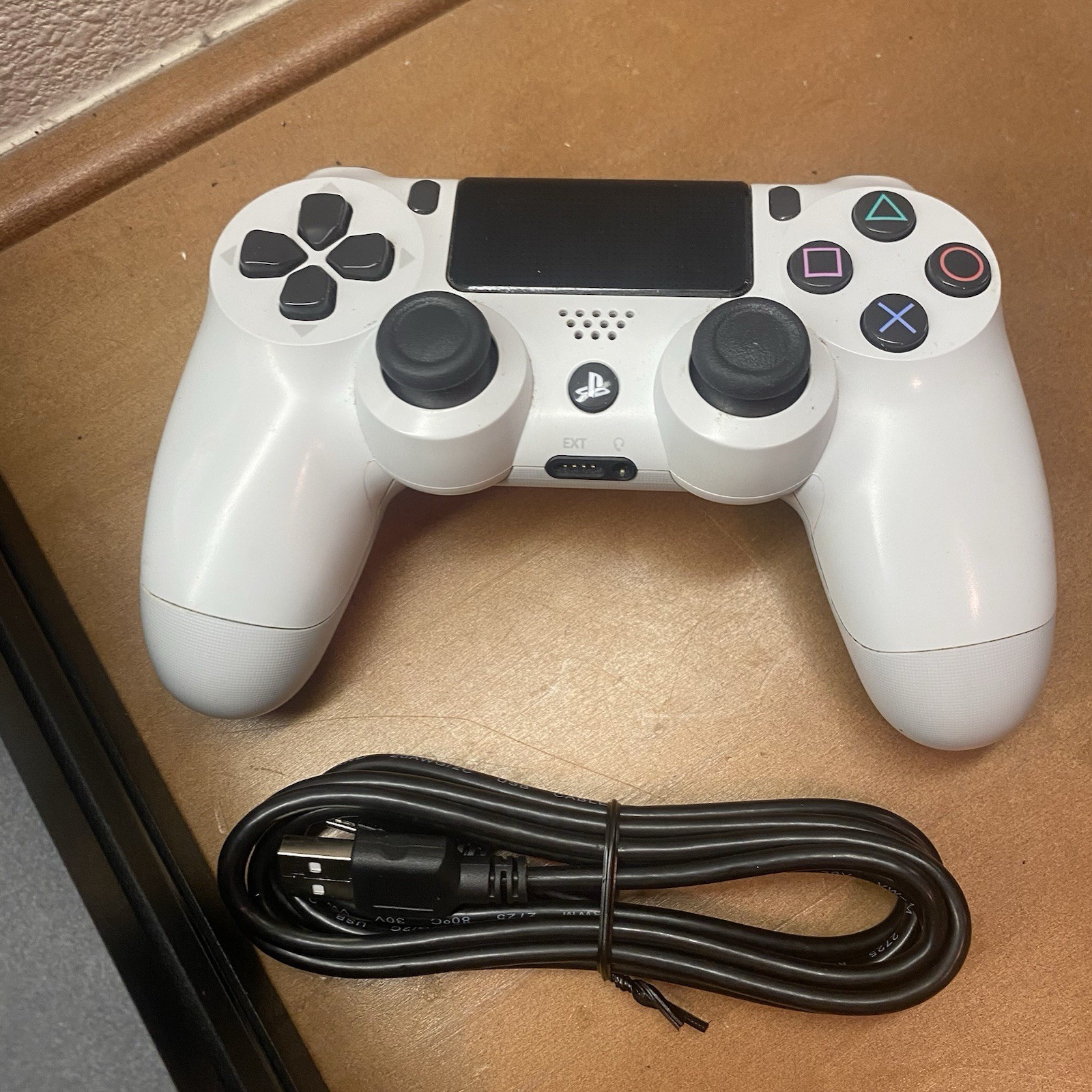 PlayStation 4 Pro CUH-7015B 1TB Console Bundle W/ Controller & Games Tested