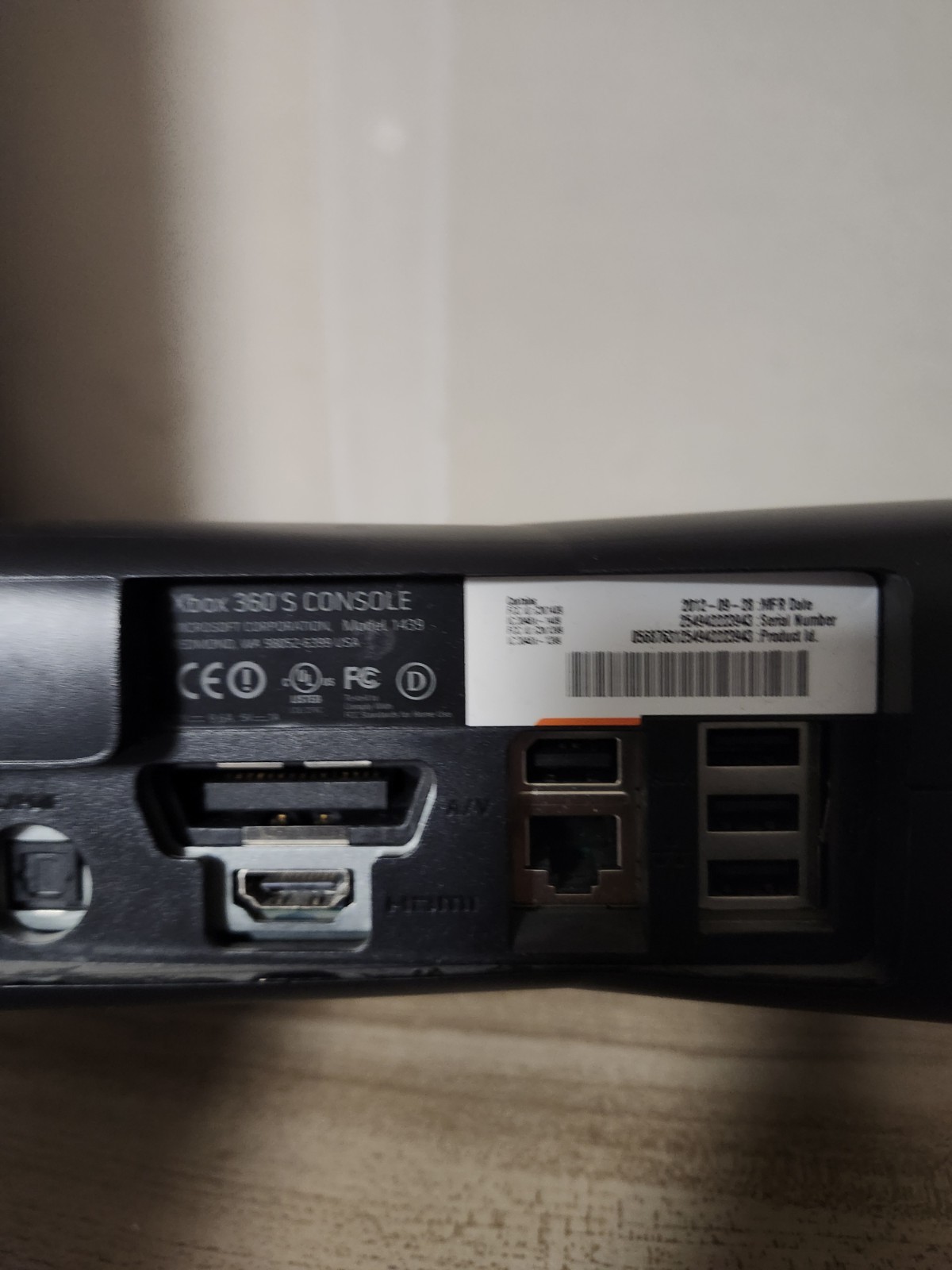 Microsoft Xbox 360 S Console Only – Black (1439) No HD/Cords For Parts Or Repair