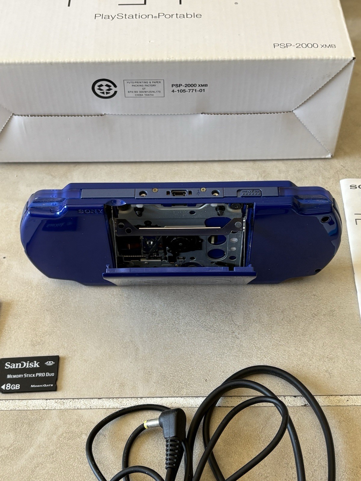 PSP-2000 Value Pack Deep Blue Slim & Lite console Complete system US Seller