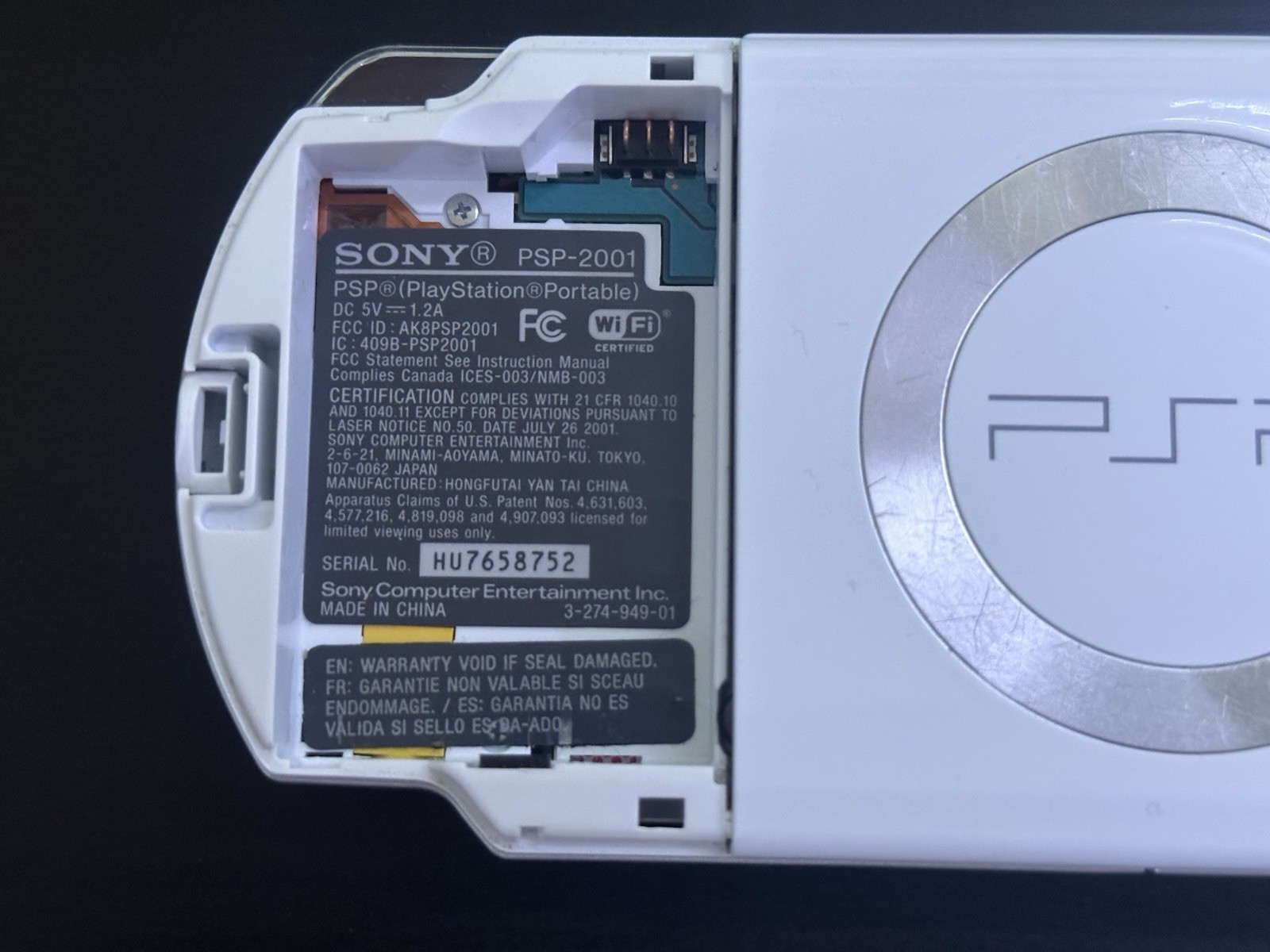 Sony PSP-2001 White Darth Vader Special Edition | 10 UMD’s | PSP – HDMI Convert