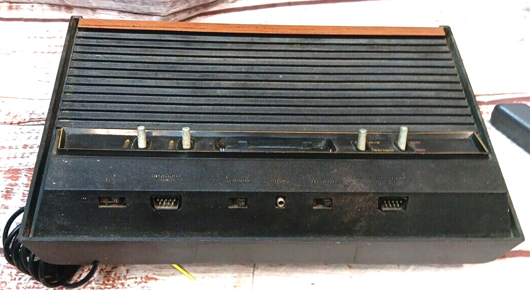 Atari CX2600A Woody Console UN TESTED – FREE SHIPPING