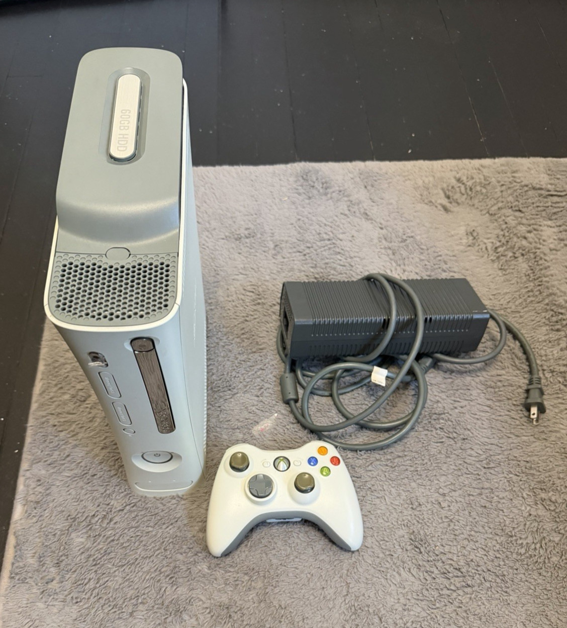 Microsoft Xbox 360 Pro System Bundle 60GB White Console