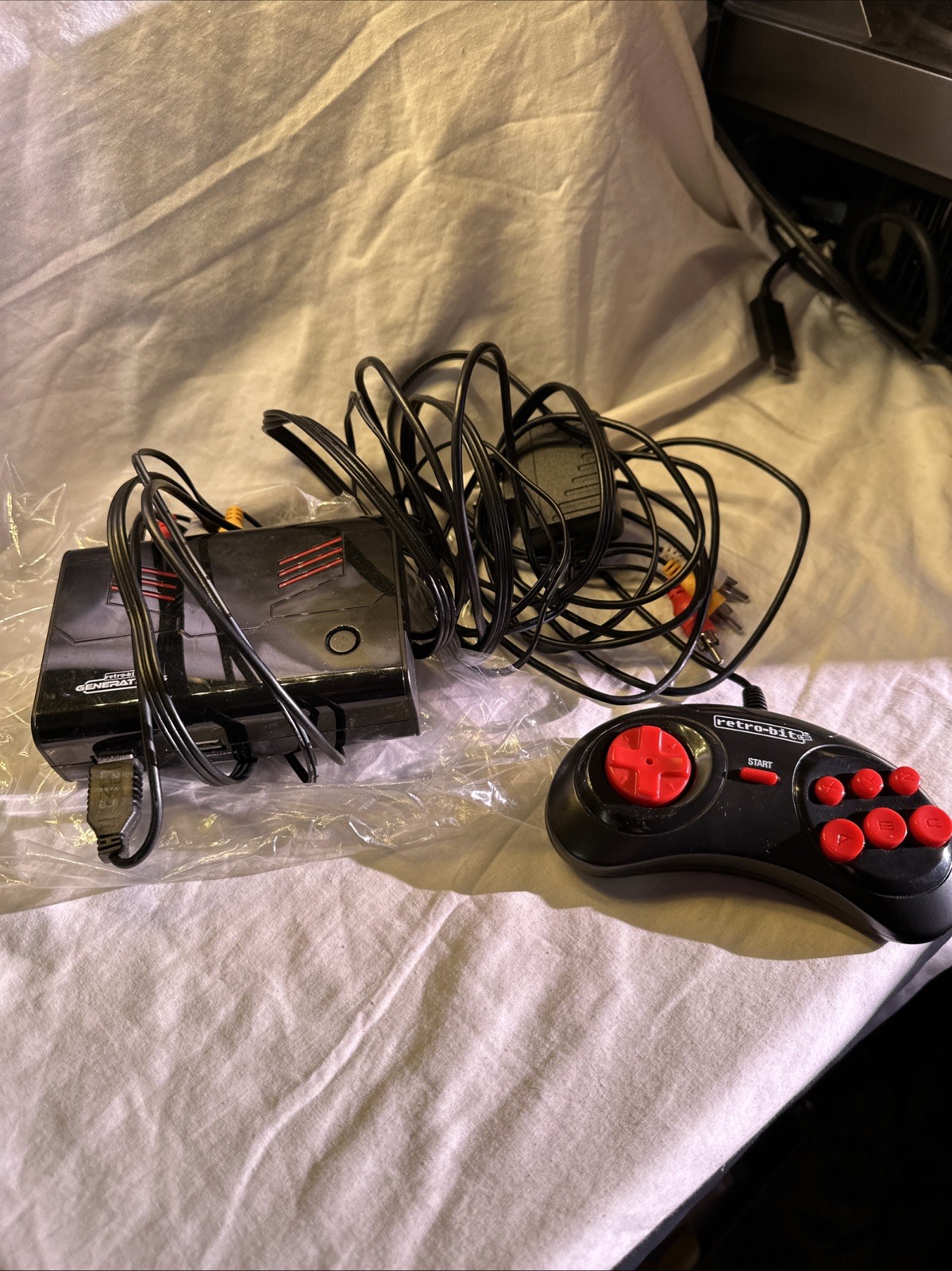 Retro Bit Generations Over 90 Games Plug N Play Game System HDMI / AV Output TV