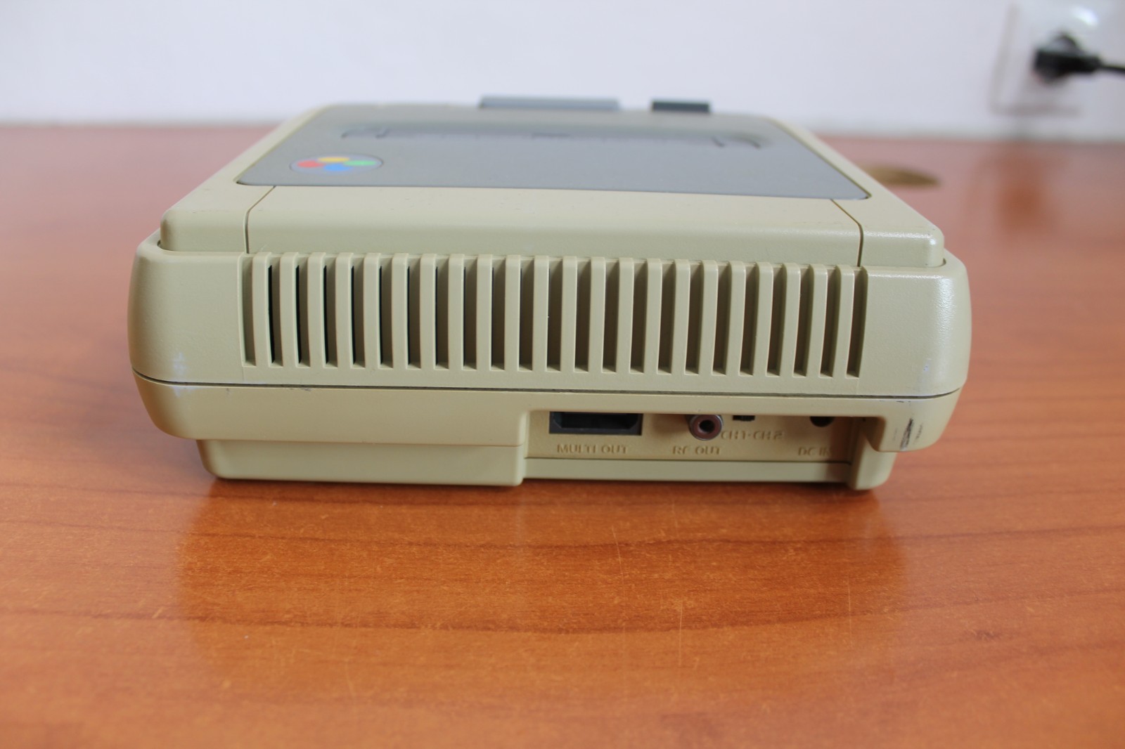 Nintendo Super Famicom CONSOLE + 2 Games