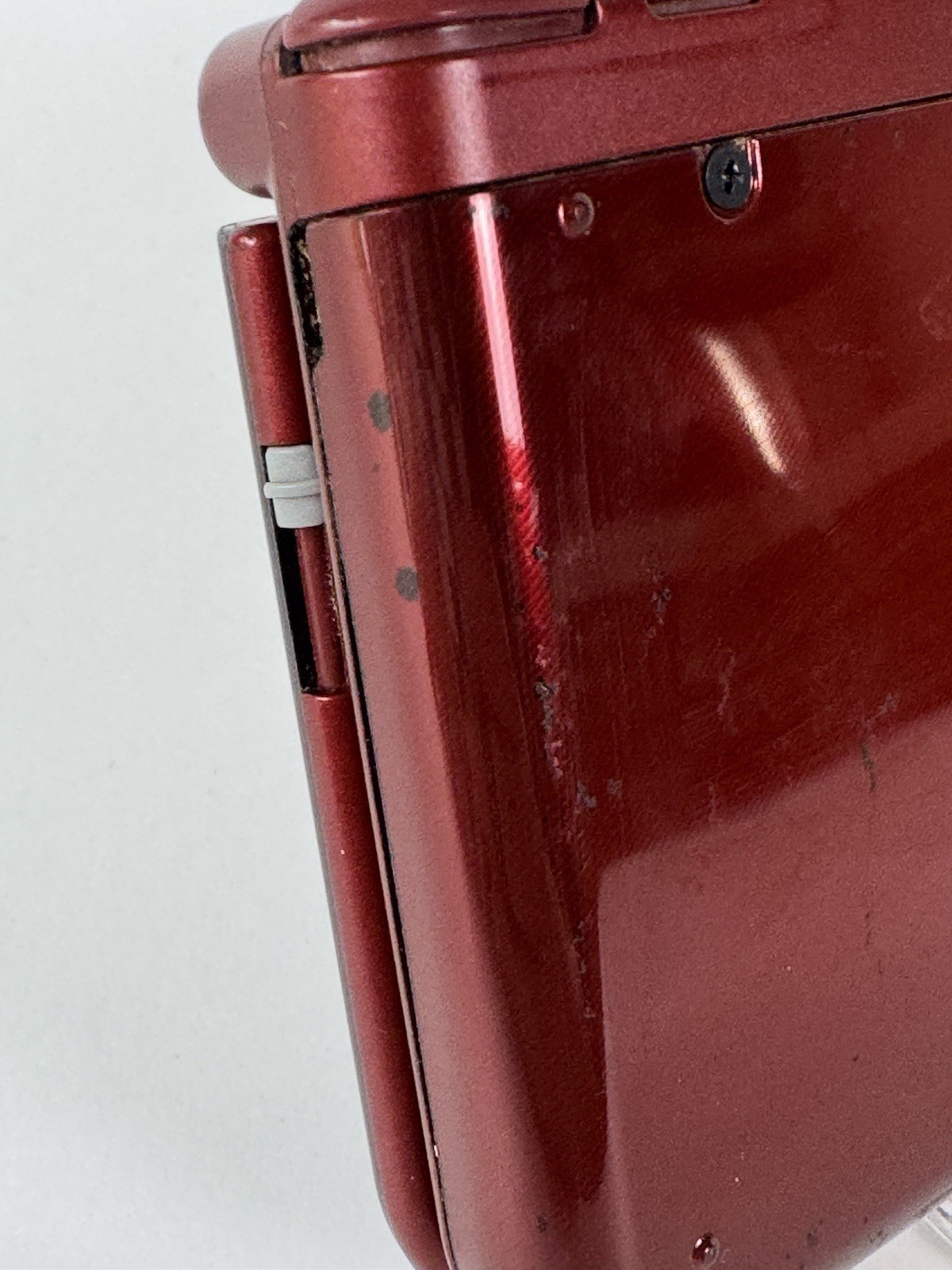 New Nintendo 3DS LL/XL – In English – Metallic Red – 64gb-w/new charger