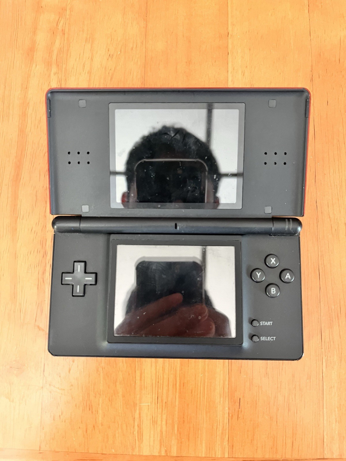 Nintendo DS Lite Crimson Handheld System – Red/Black Works Set With Game
