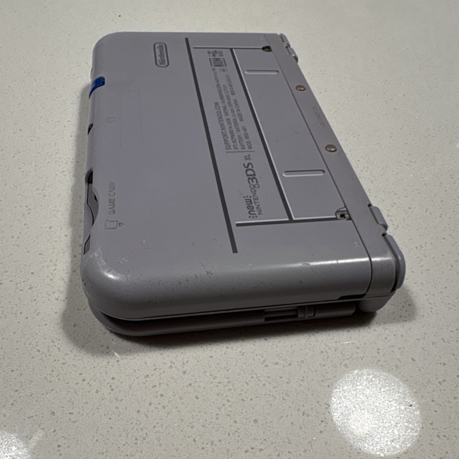 Nintendo New 3DS XL SNES Edition Gray Purple Handheld Console w/ Charger